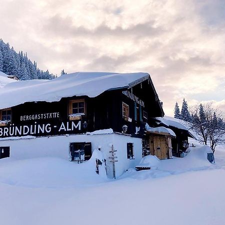 Отель Bruendling-Alm Berggasthof Auf 1167M Auf Dem Hochfelln Берген Экстерьер фото